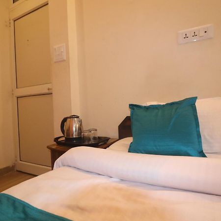 Triple One Hotel Tapovan Rishikesh,Near Laxman Jhula Ngoại thất bức ảnh