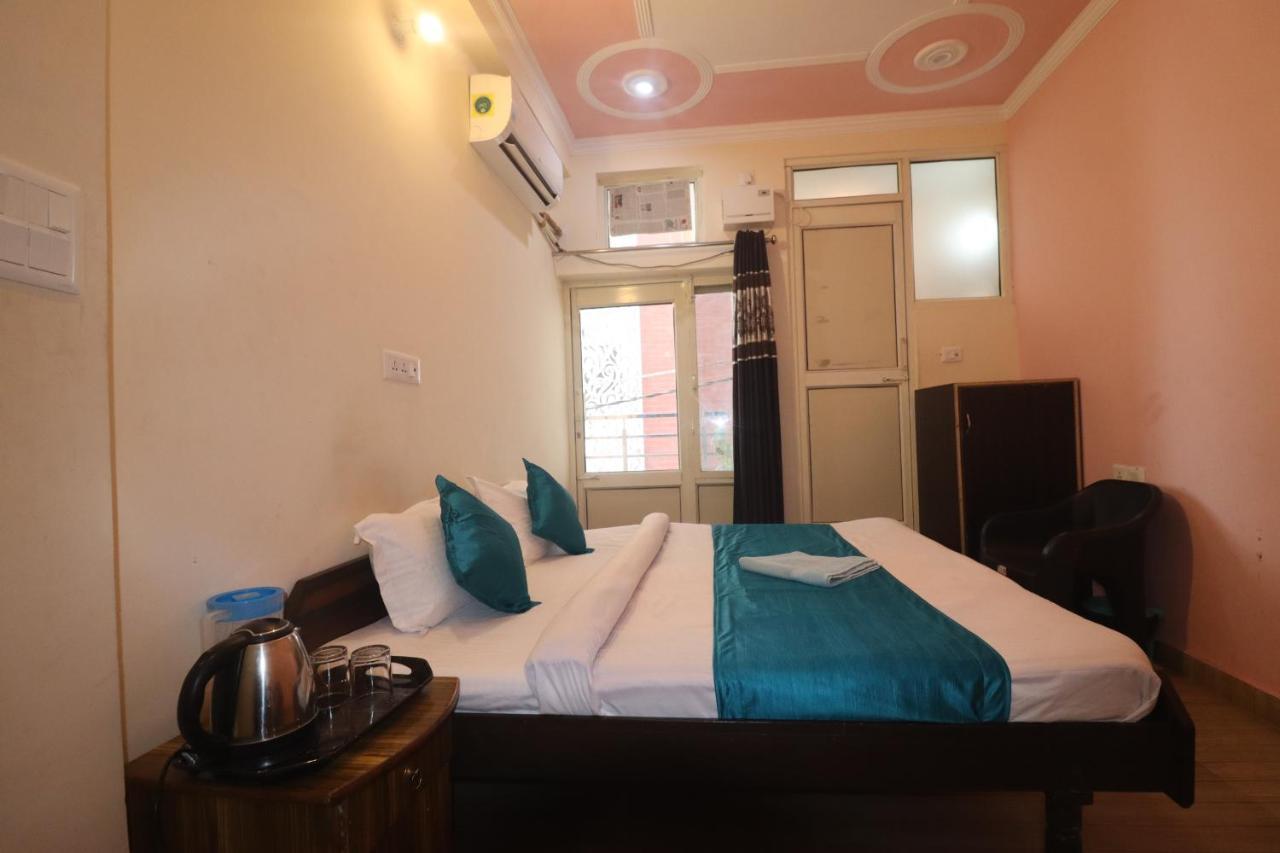 Triple One Hotel Tapovan Rishikesh,Near Laxman Jhula Ngoại thất bức ảnh