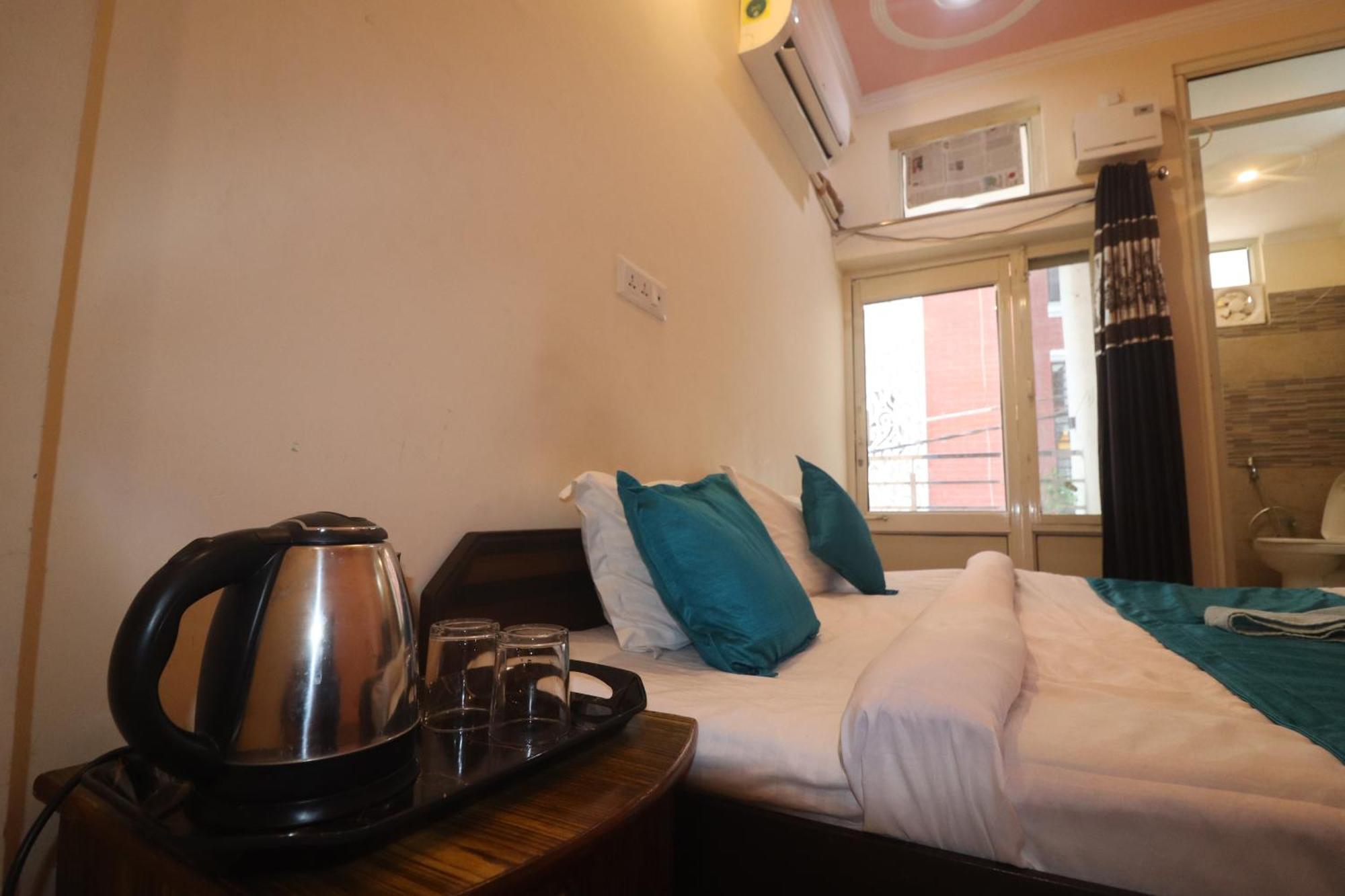 Triple One Hotel Tapovan Rishikesh,Near Laxman Jhula Ngoại thất bức ảnh