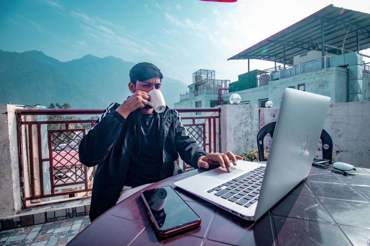 Triple One Hotel Tapovan Rishikesh,Near Laxman Jhula Ngoại thất bức ảnh